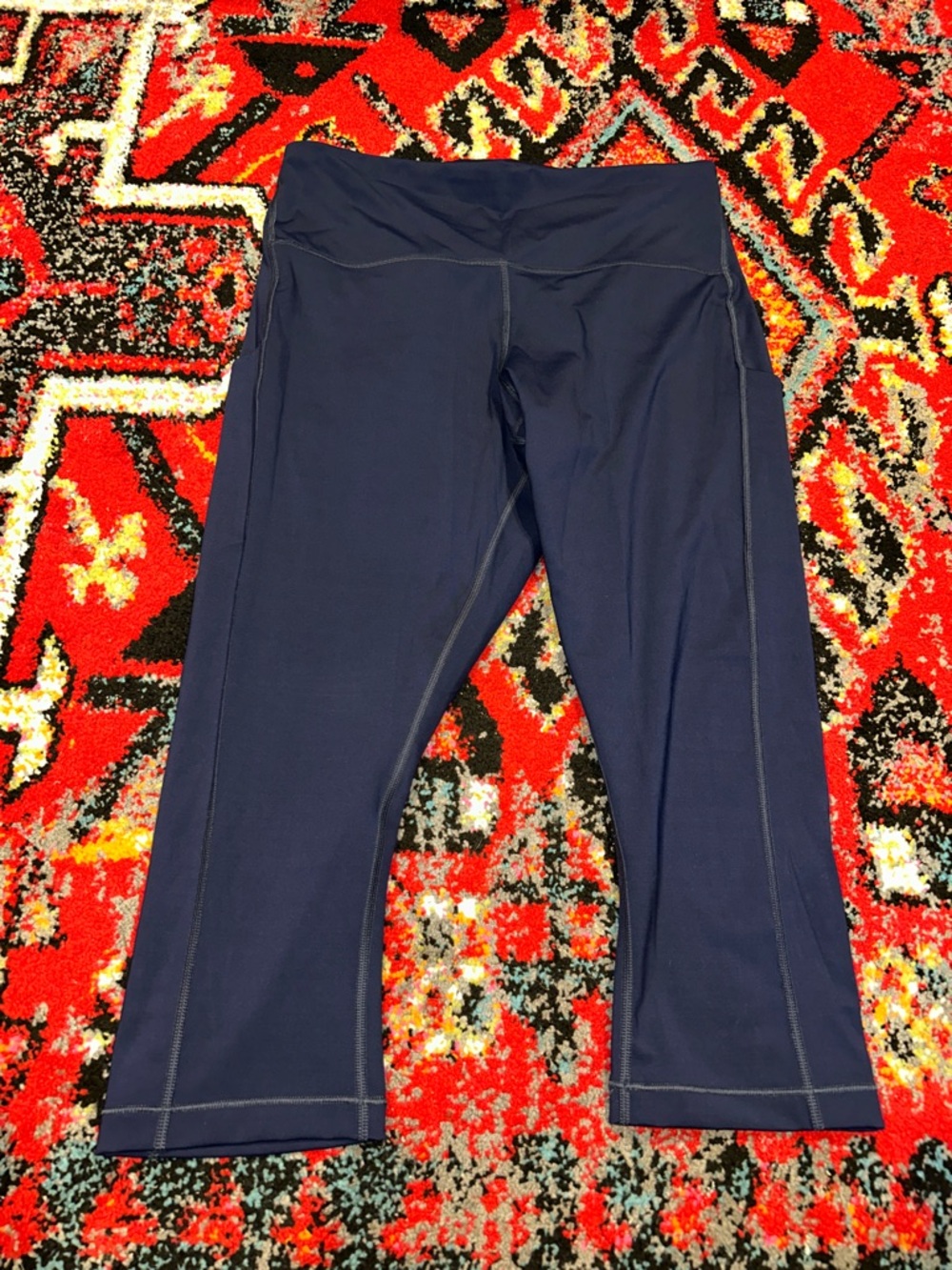 Like new! Athleta 1X navy capri leggings